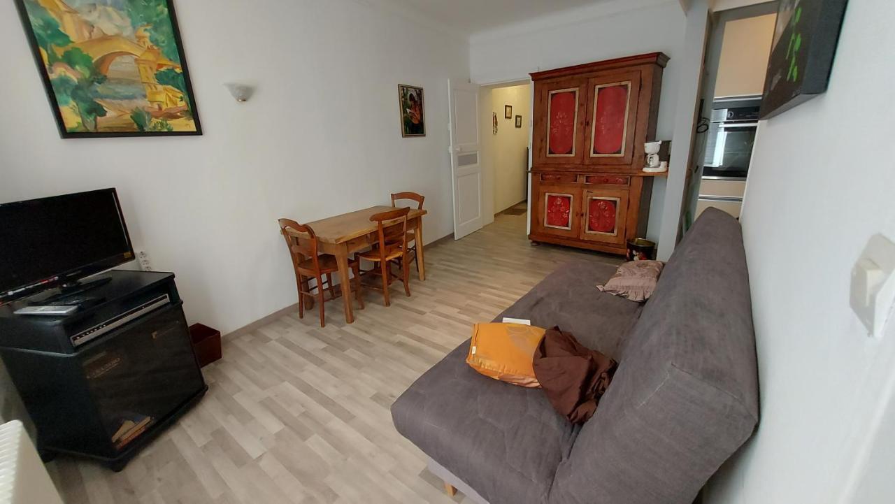 Apartment 20 Rue Chatel