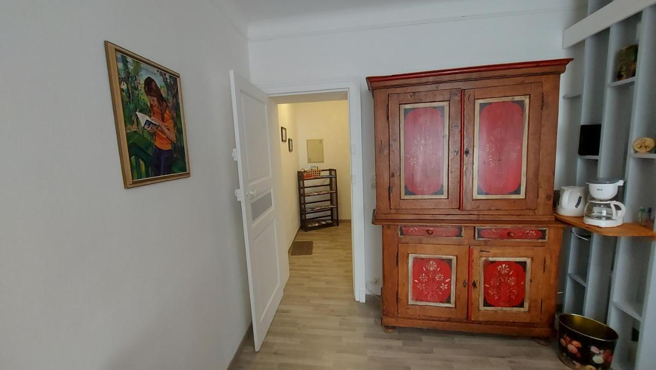 20 Rue Chatel *